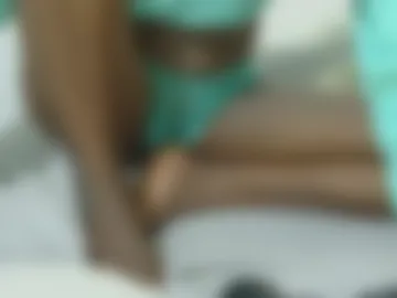 chichi_petite photo 4