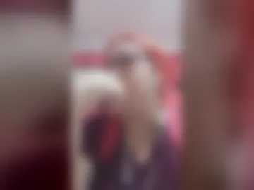 chloe_prg webcam preview
