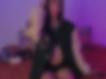 chloeaddamss photo 4