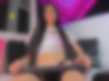 chloebigcockxx photo 9