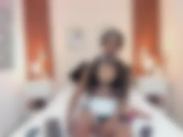 chloebrunnie photo 4