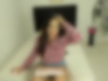 chloeharlan_ webcam preview