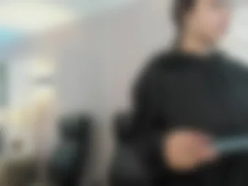 chloeharper_ photo 9