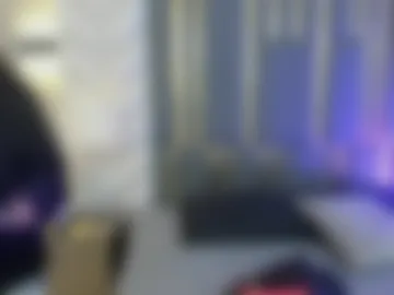 chloeharper_ photo 8