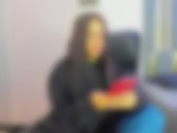 chloeharper_ photo 3