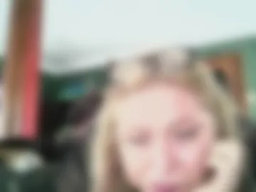 chloena_starchild webcam preview