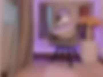 chloeobril_ webcam preview