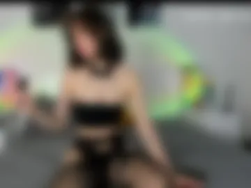 chloetaya photo 4