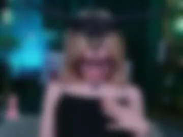 chloewells webcam preview