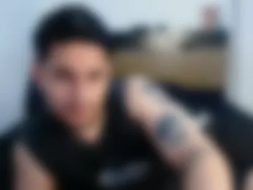 colin_lewisss photo 2