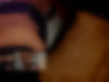 concernedmusician73 live webcam preview