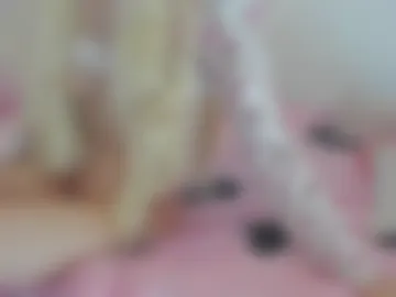 coquette_petite live webcam preview