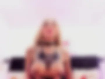 coralinejoness photo 4