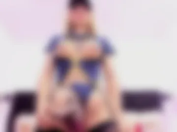 coralinejoness photo 9