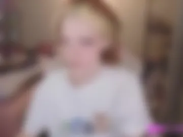 crackling_tati photo 6