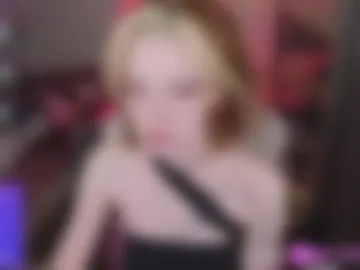 crackling_tati photo 3