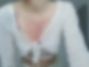 creamraspberryy photo 2