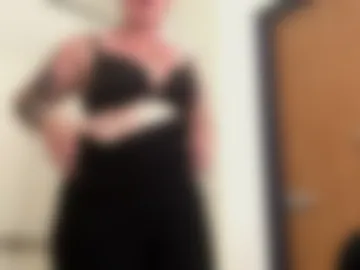 crimsonrose444 live webcam preview