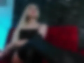 crislingery_doll photo 4