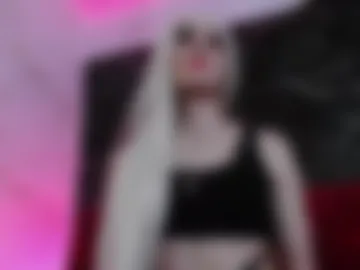 crislingery_doll webcam preview