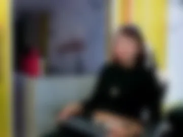 cristal_llanos23_pm webcam preview