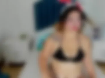 cristtal_rouse webcam preview