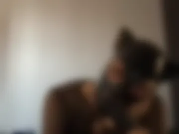 cross_your_mind live webcam preview