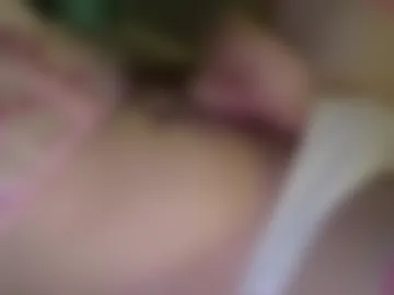 crossdress677 live webcam preview