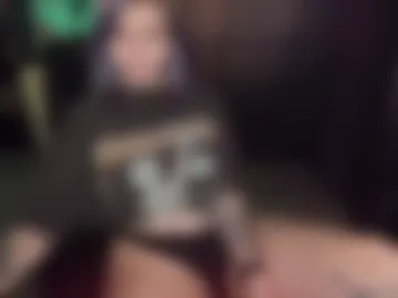 cryptobjgirlv2 photo 2