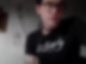 cummylilslut1138 live webcam preview