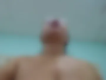 cumontitsxxx photo 3