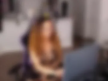 cumplzqueen webcam preview