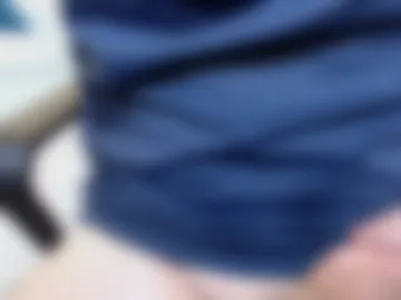 curiousbigcock24 webcam preview
