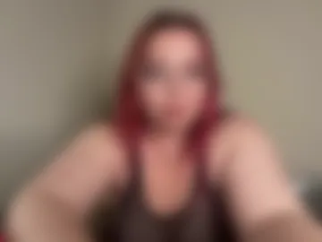 curvycate127 photo 2
