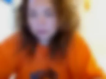 curvymomylore webcam preview