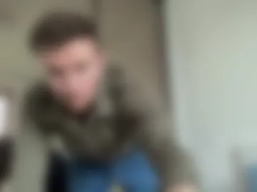 cute_skywalker live webcam preview