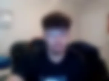 dadmaster99990647344 live webcam preview
