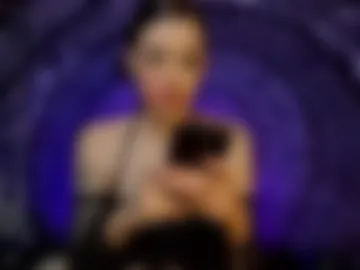 dahlia_darkwood webcam preview