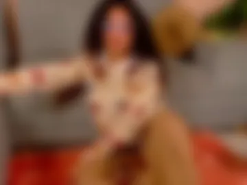 dahliabrowniee photo 3