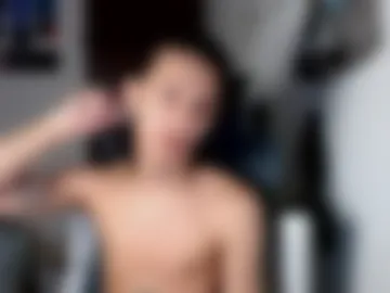 damnboyy18 photo 2