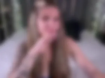 danielareign webcam preview