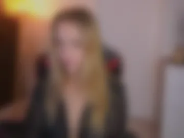 danikadillan photo 8