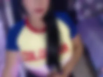 danniela_james photo 2