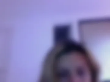 dannieparis webcam preview