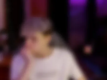 danny_fox888 photo 3