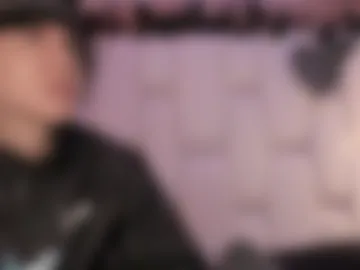 daphne_and_roger photo 3