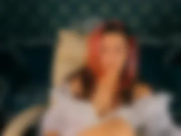 daphne_moss photo 2