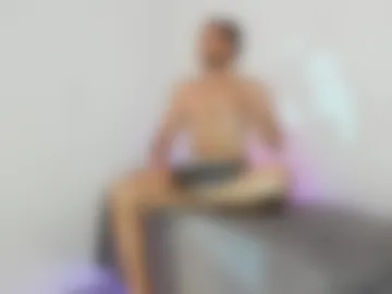 deep_petite photo 2
