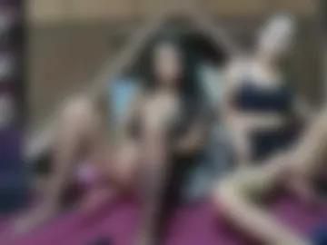 deeplyasian photo 5