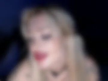 deewhitee photo 8